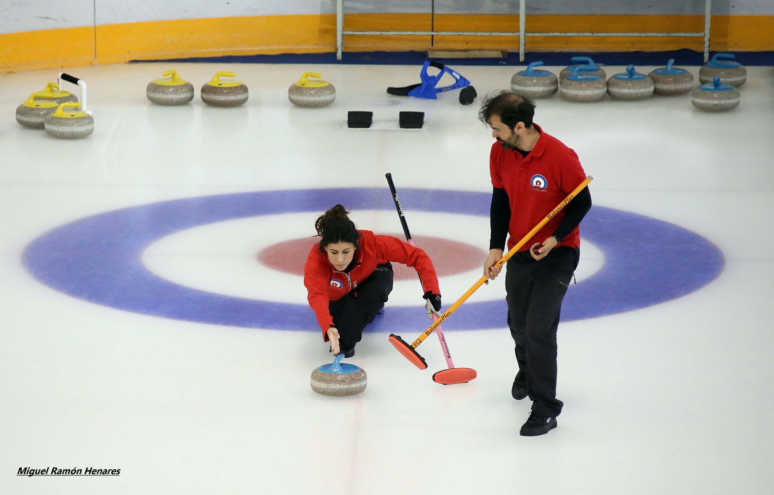 , Jaca acoge hasta el domingo el Campeonato de España de curling mixto, Real Federación Española Deportes de Hielo