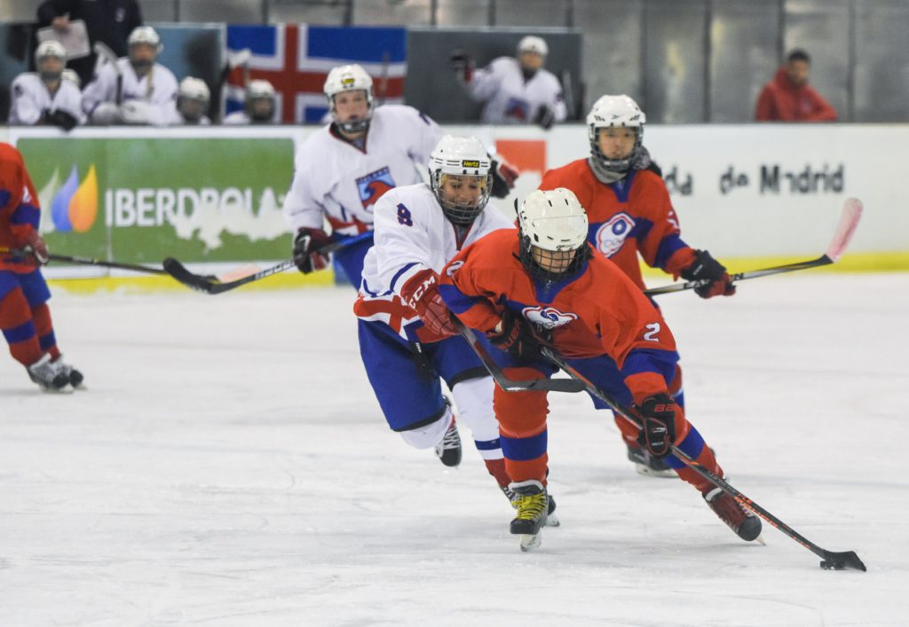 , España acaba su perfecto Mundial con un triunfo ante Nueva Zelanda, Real Federación Española Deportes de Hielo