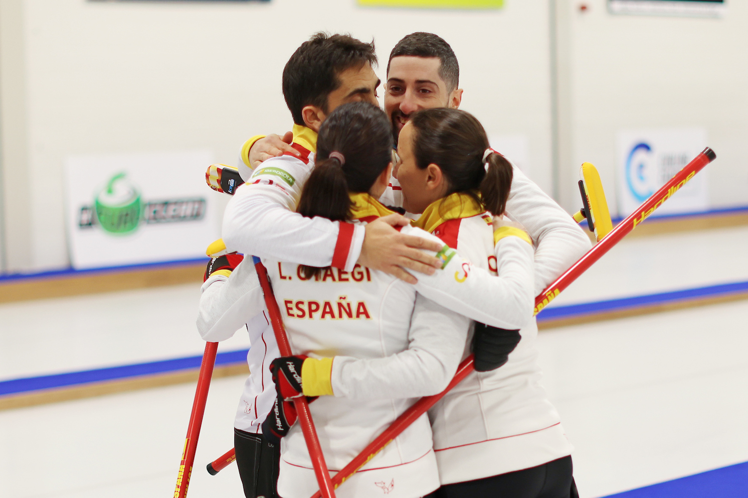 , España acaricia la medalla en Aberdeen, Real Federación Española Deportes de Hielo