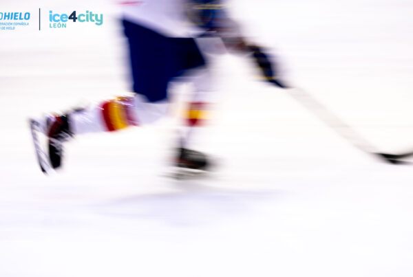 Puigcerdà, León acoge este fin de semana una tecnificación de hockey hielo 3&#215;3, Real Federación Española Deportes de Hielo