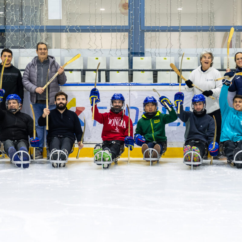 hockey hielo, El hockey hielo paralímpico llega a España, Real Federación Española Deportes de Hielo